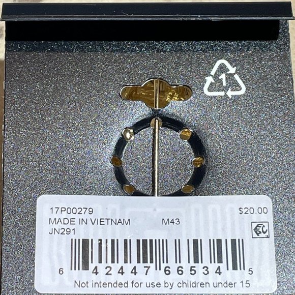 Napier Christmas Gnome Pin Brooch Gold Tone Holidays NWT - Picture 4 of 4